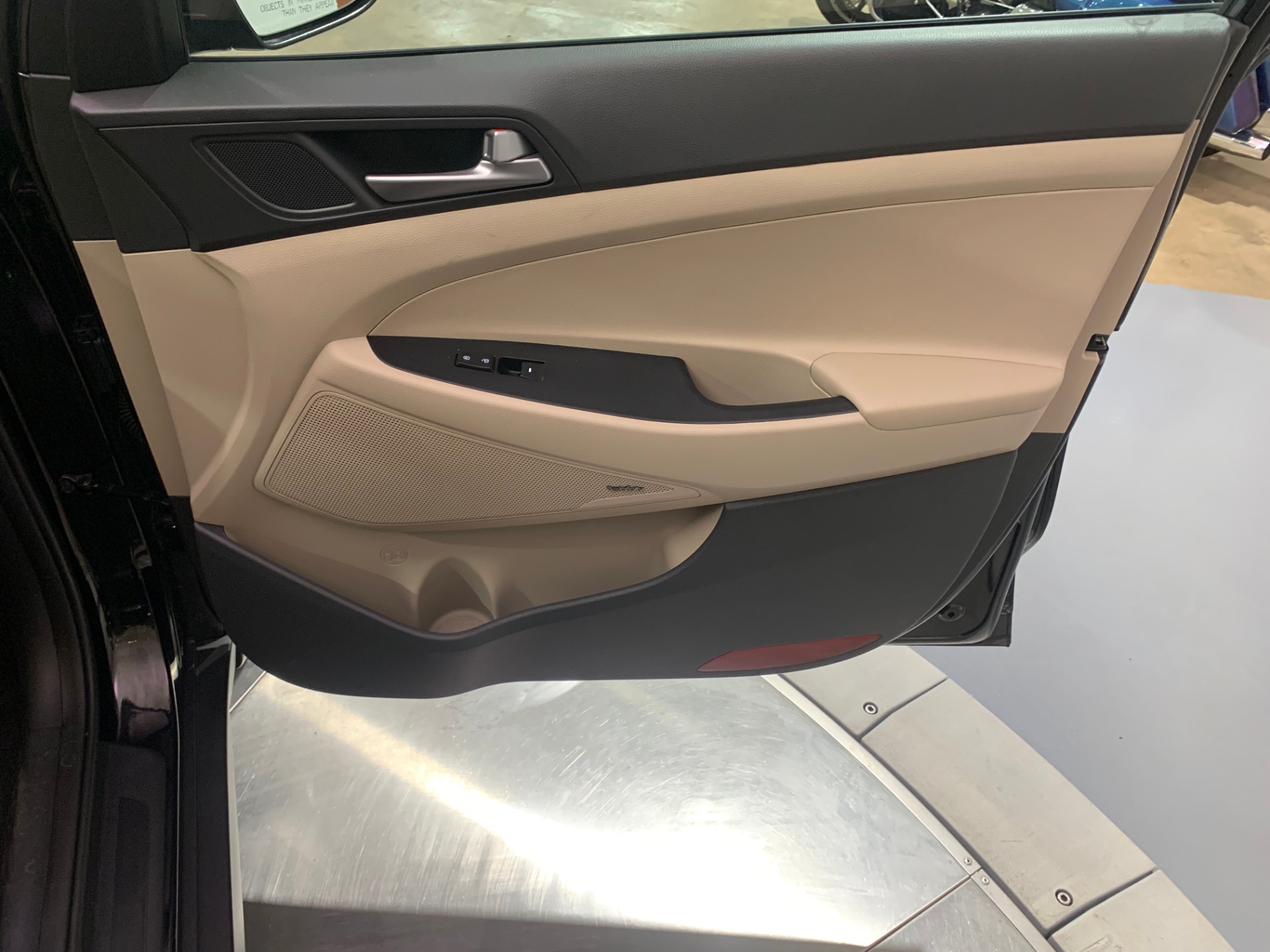 Used-2017-Hyundai-Tucson-SE-Plus-FWD