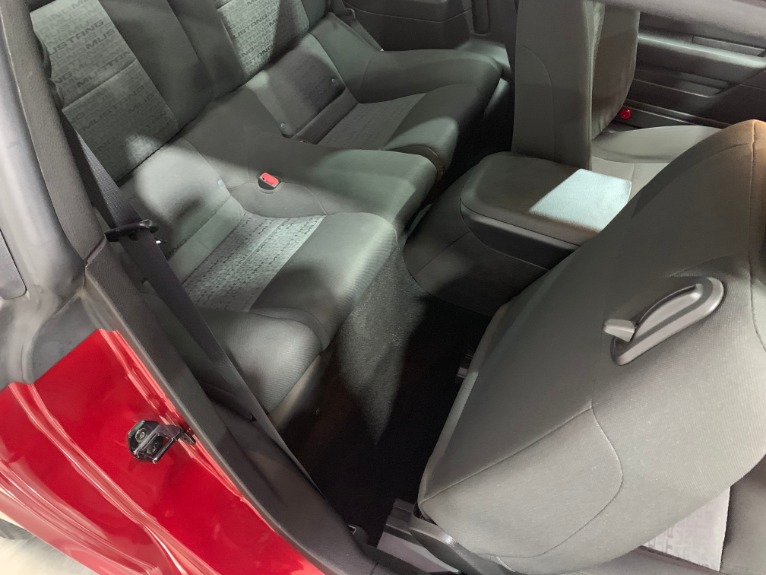 Used-2007-Ford-Mustang-V6-Deluxe-RWD