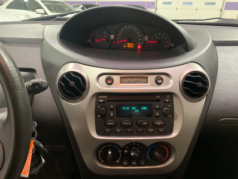 Used-2004-Saturn-Ion-2-FWD