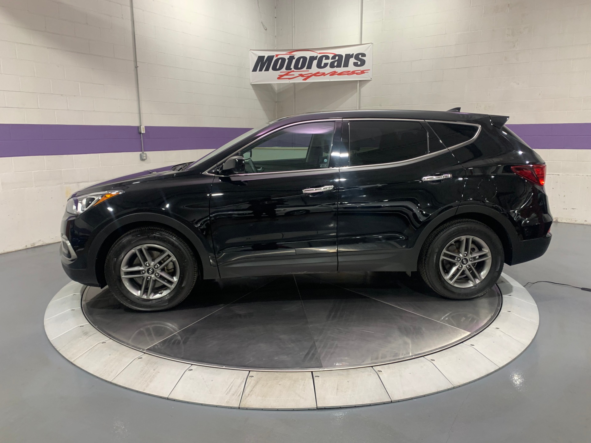 Used-2017-Hyundai-Santa-Fe-Sport-24L-AWD