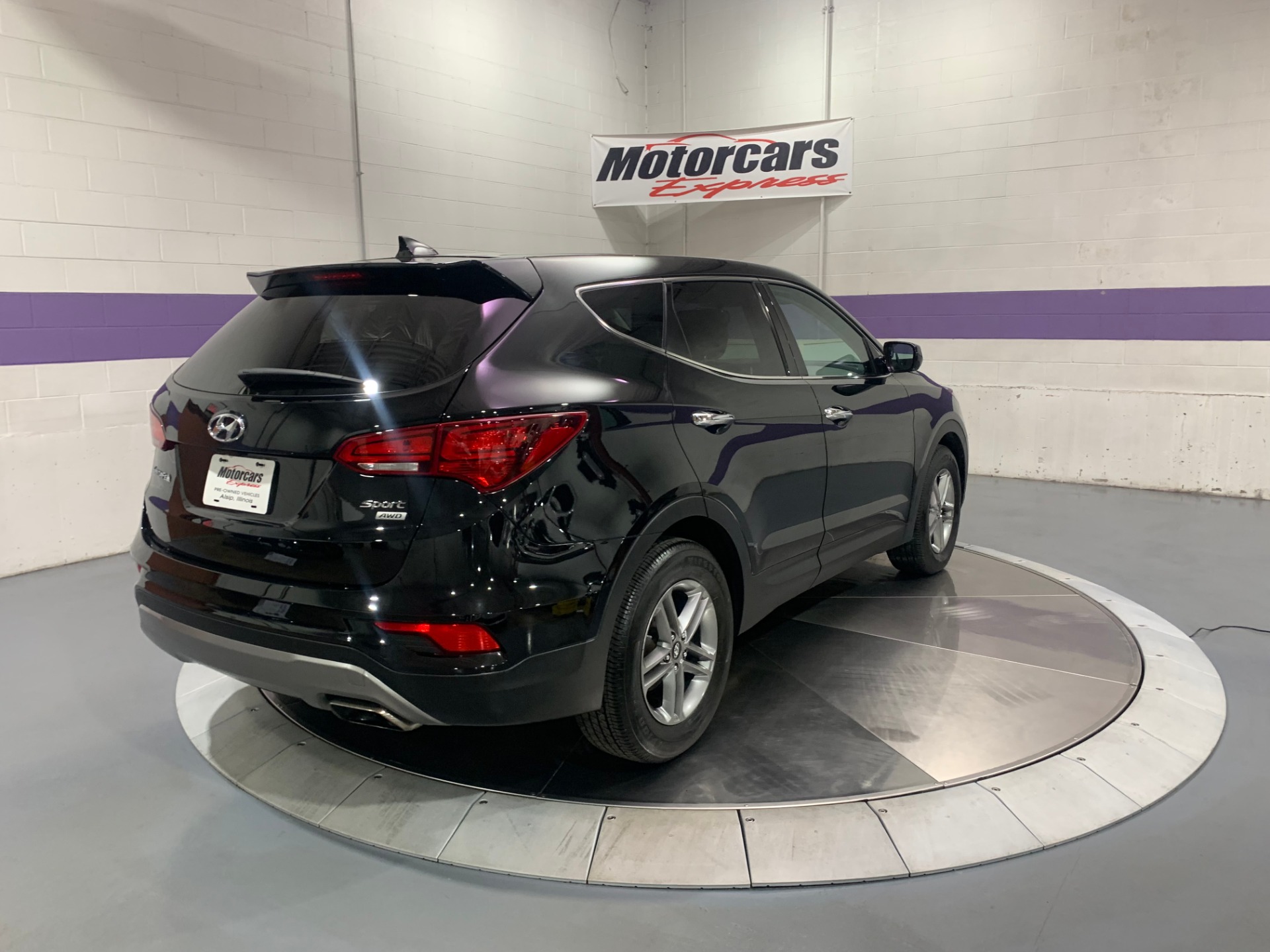 Used-2017-Hyundai-Santa-Fe-Sport-24L-AWD