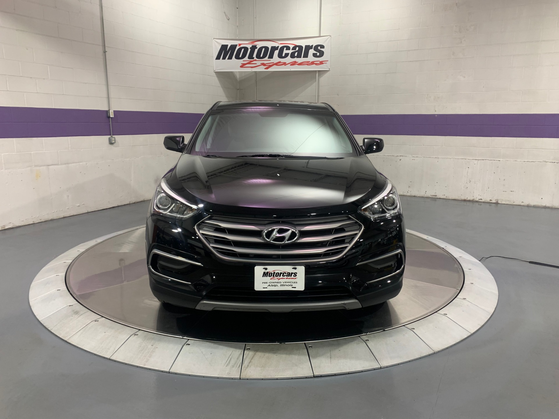 Used-2017-Hyundai-Santa-Fe-Sport-24L-AWD