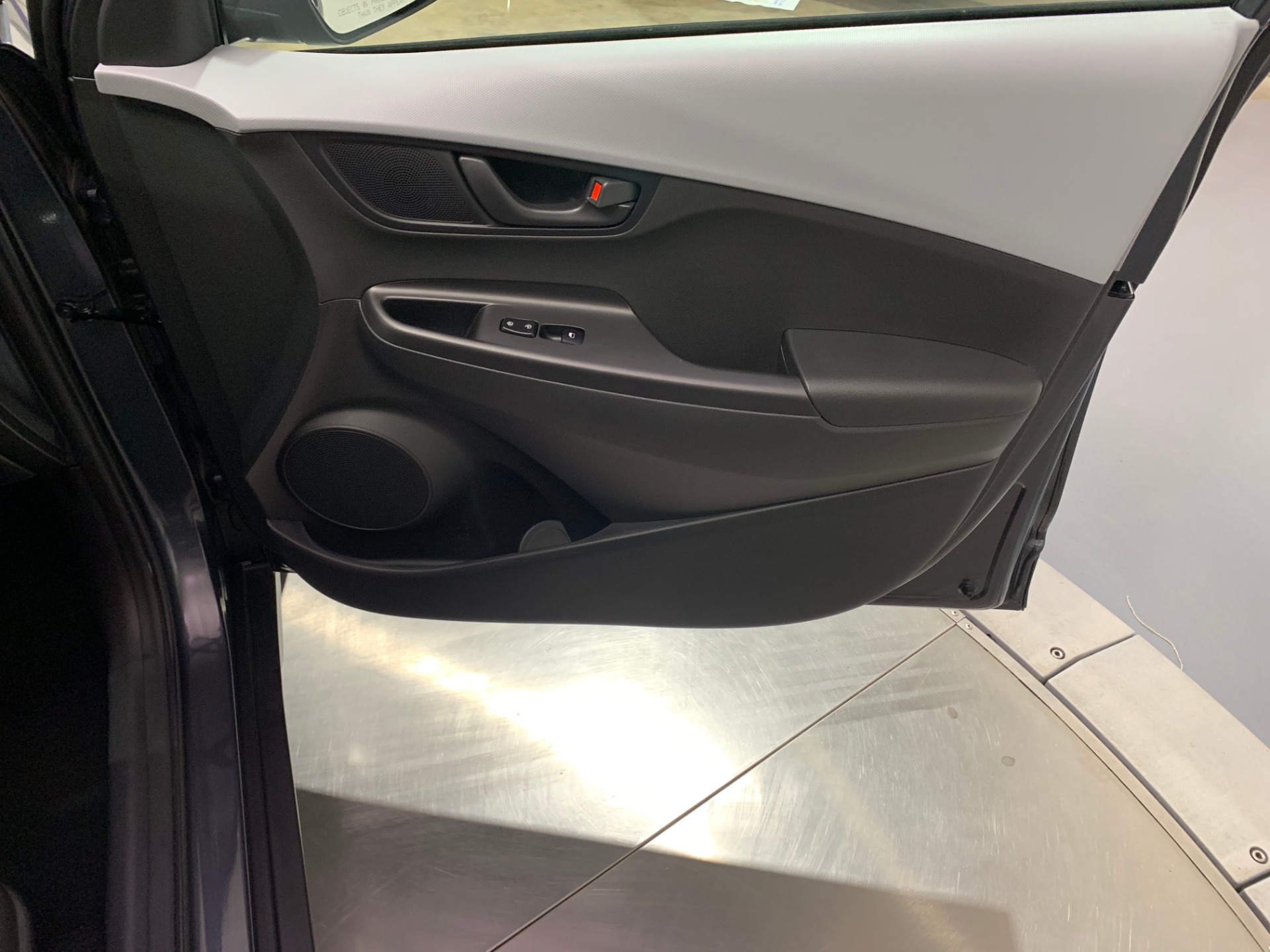 Used-2019-Hyundai-Kona-SE-AWD