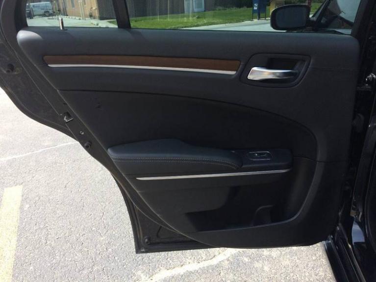 Used-2012-Chrysler-300-C-Luxury-Series-4dr-Sedan