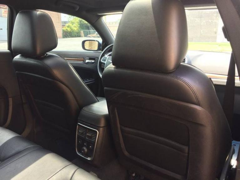 Used-2012-Chrysler-300-C-Luxury-Series-4dr-Sedan