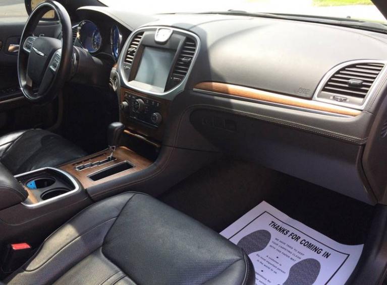 Used-2012-Chrysler-300-C-Luxury-Series-4dr-Sedan