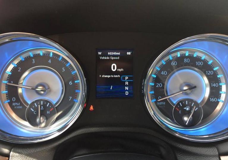Used-2012-Chrysler-300-C-Luxury-Series-4dr-Sedan
