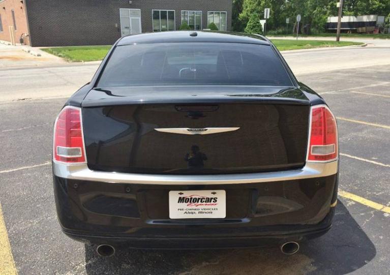 Used-2012-Chrysler-300-C-Luxury-Series-4dr-Sedan