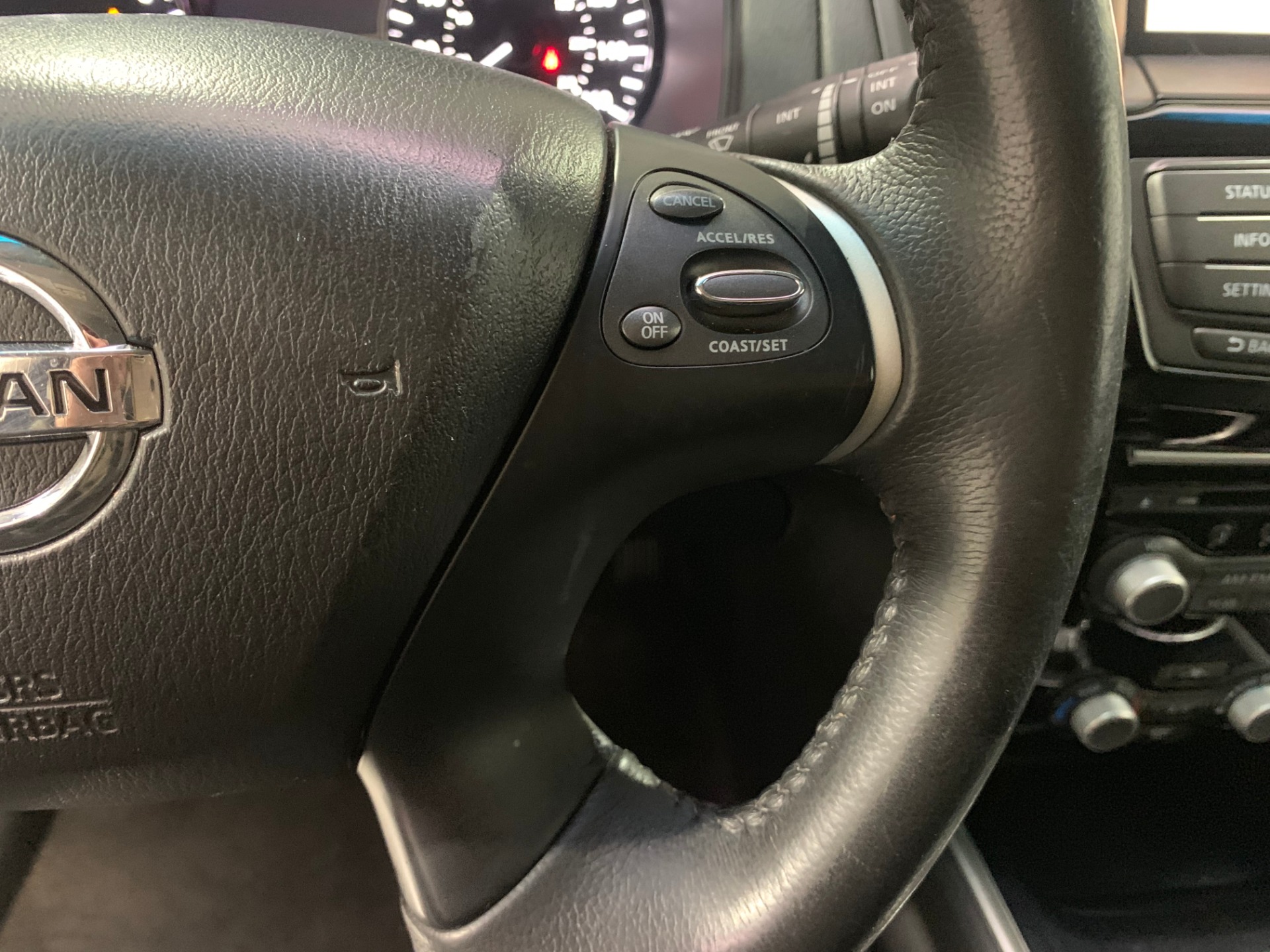 Used-2015-Nissan-Pathfinder-SV-FWD