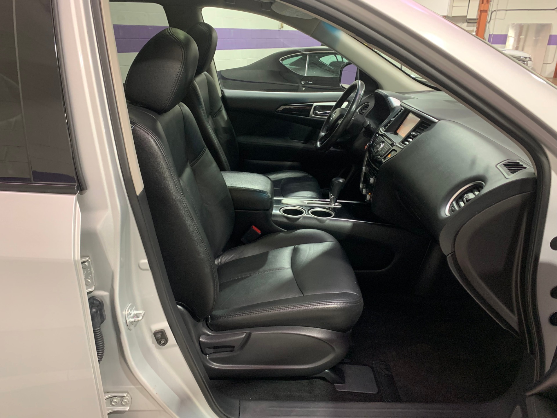 Used-2015-Nissan-Pathfinder-SV-FWD