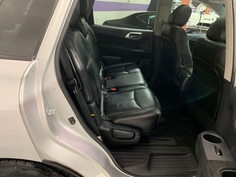 Used-2015-Nissan-Pathfinder-SV-FWD