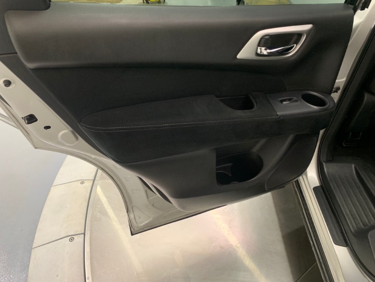 Used-2015-Nissan-Pathfinder-SV-FWD