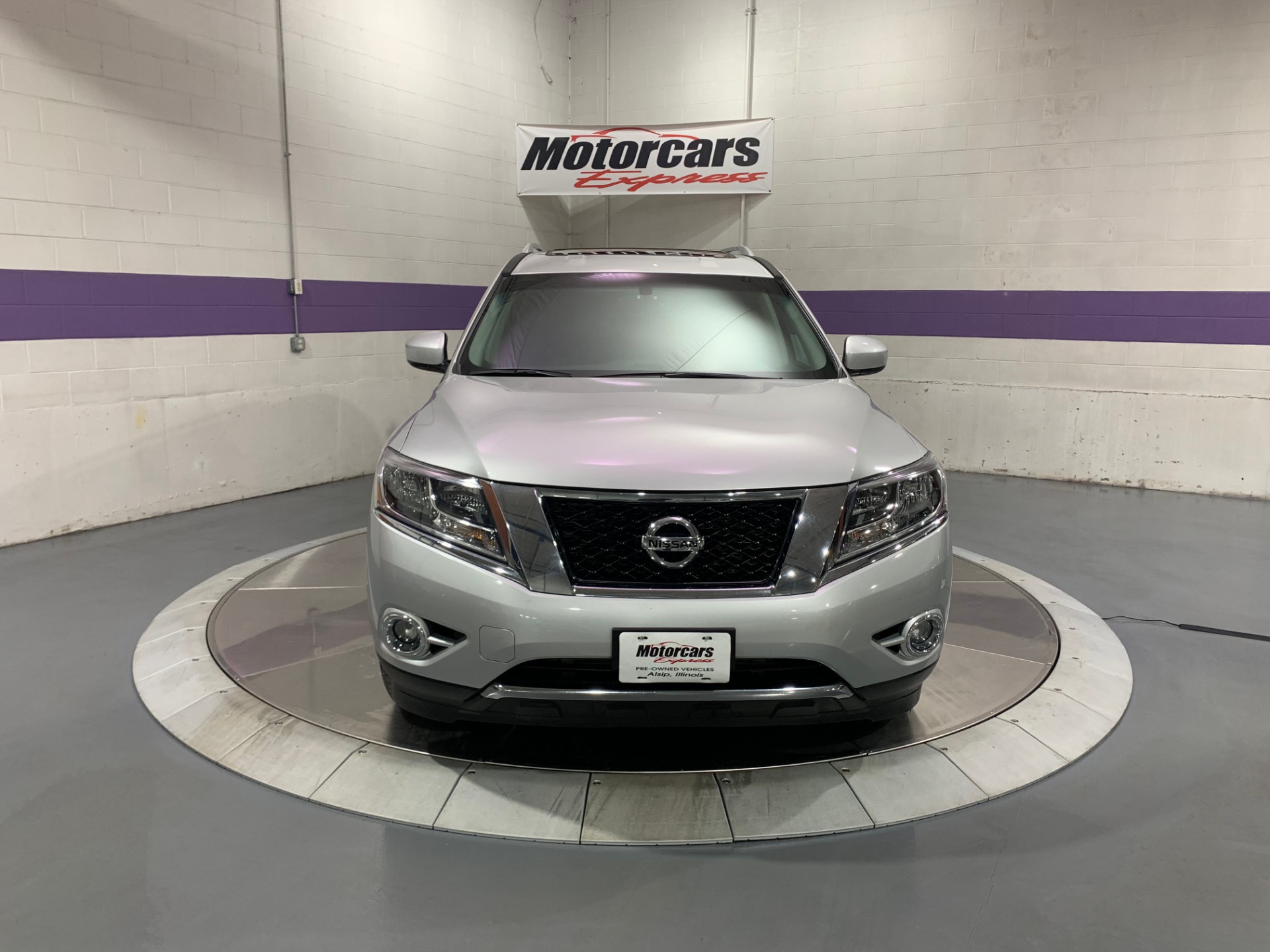 Used-2015-Nissan-Pathfinder-SV-FWD