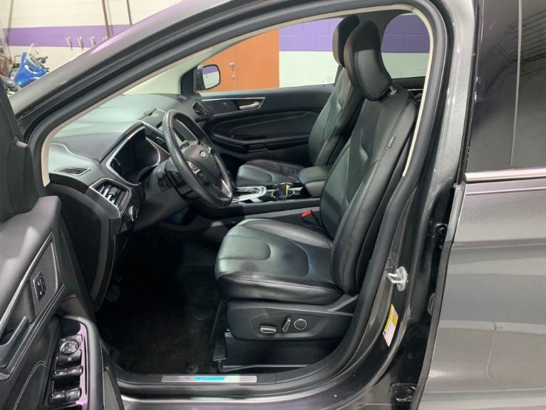 Used-2017-Ford-Edge-Titanium