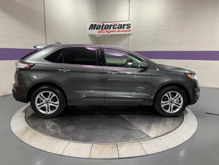 Used-2017-Ford-Edge-Titanium