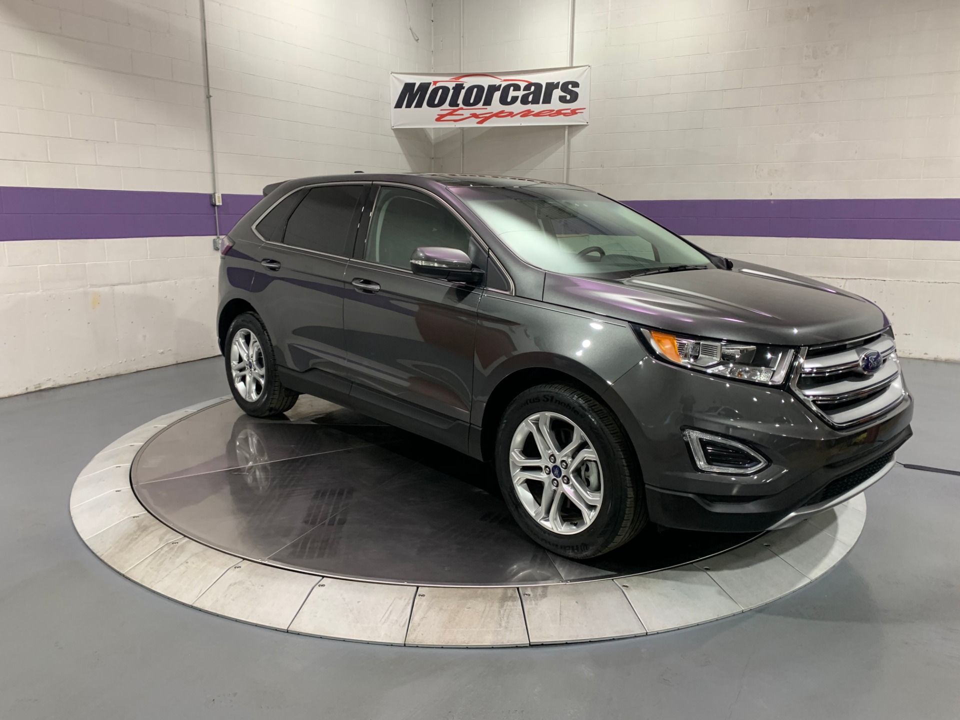 Used-2017-Ford-Edge-Titanium