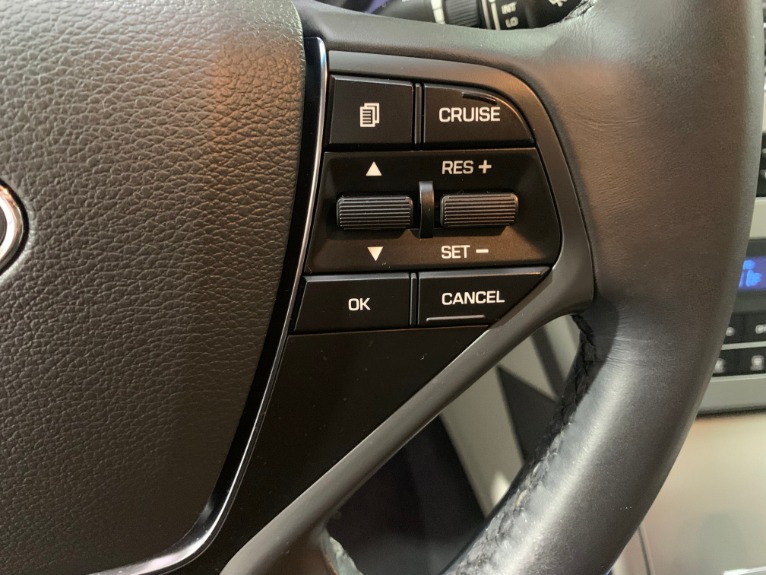 Used-2015-Hyundai-Sonata-Sport