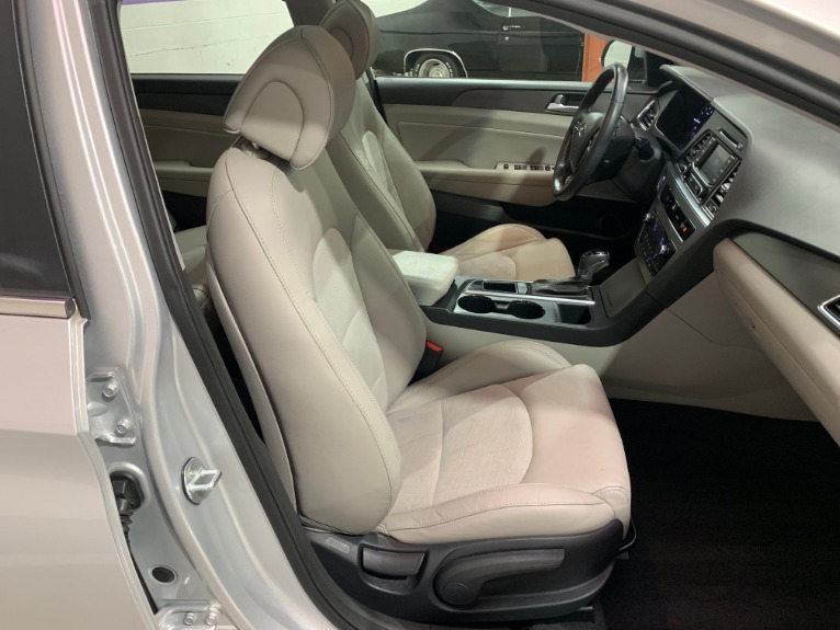 Used-2015-Hyundai-Sonata-Sport