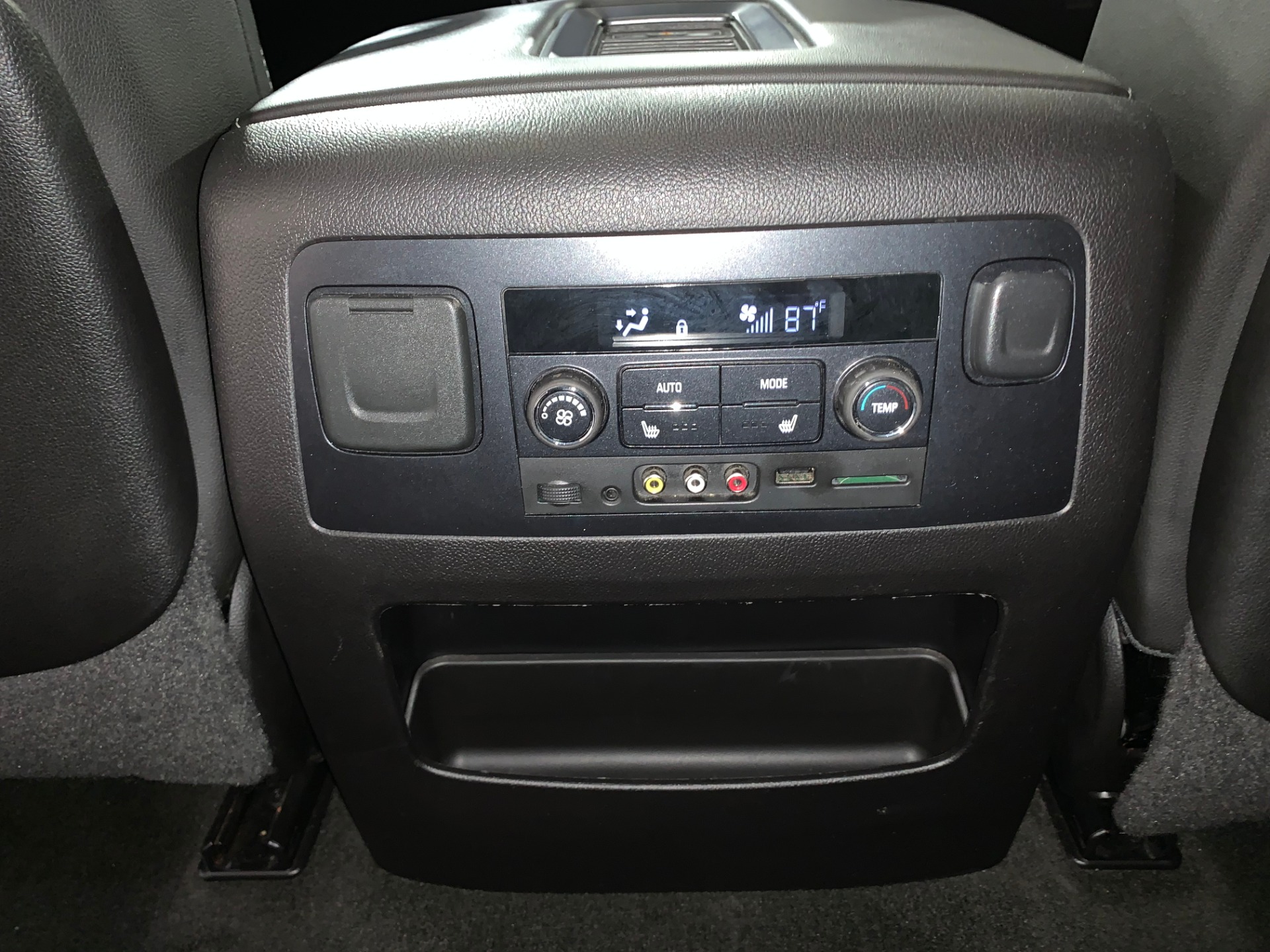 Used-2015-Chevrolet-Tahoe-LTZ-4X4