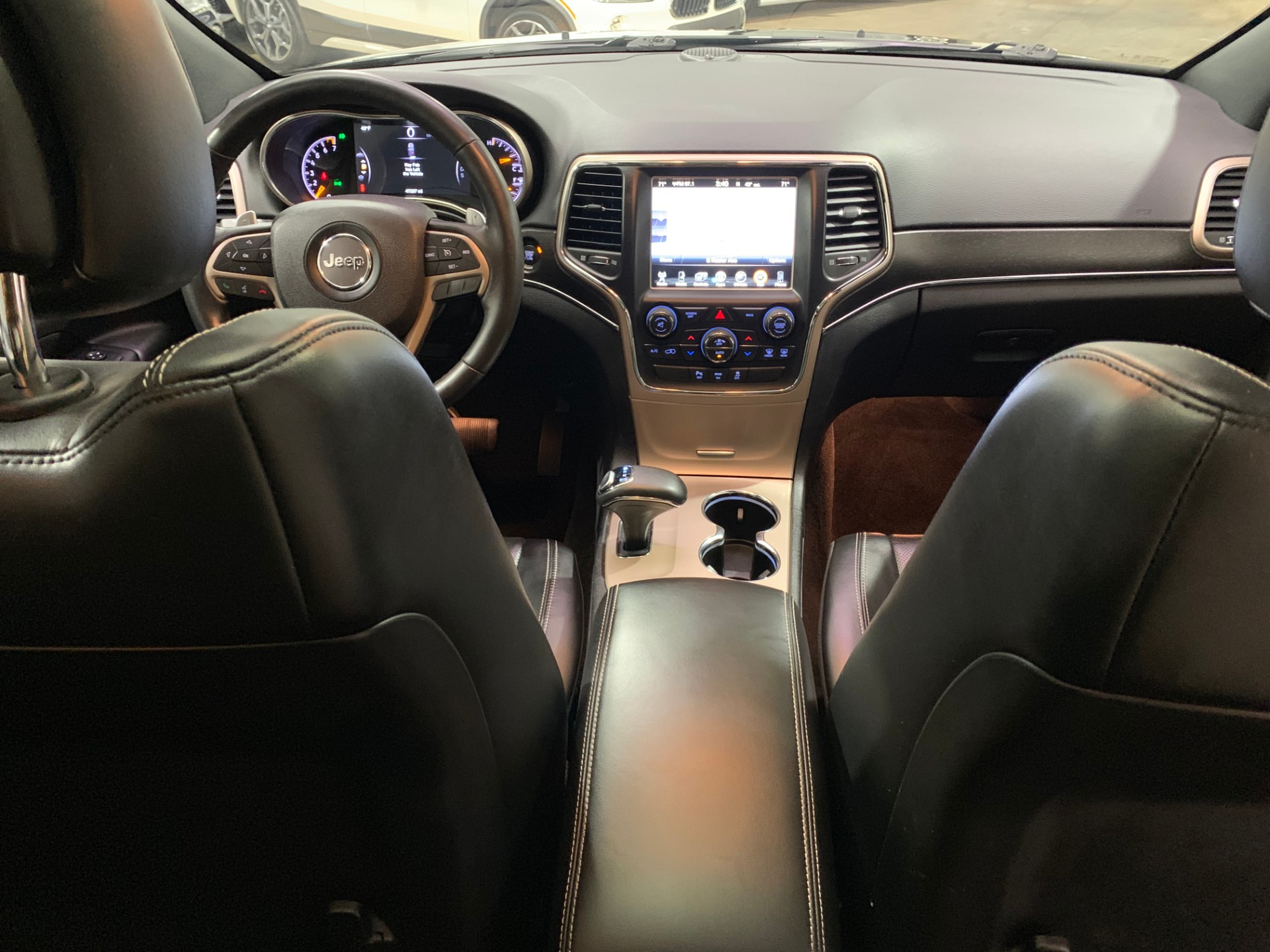 Used-2015-Jeep-Grand-Cherokee-Limited-4X4