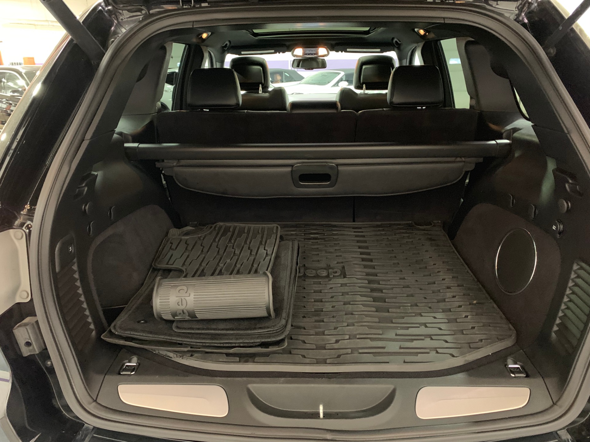 Used-2015-Jeep-Grand-Cherokee-Limited-4X4