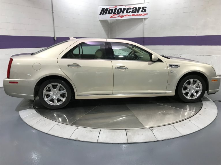 Used-2009-Cadillac-STS-V6-Luxury-AWD-4dr-Sedan-w/Navigation