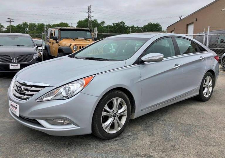 Used-2011-Hyundai-Sonata-Limited-4dr-Sedan