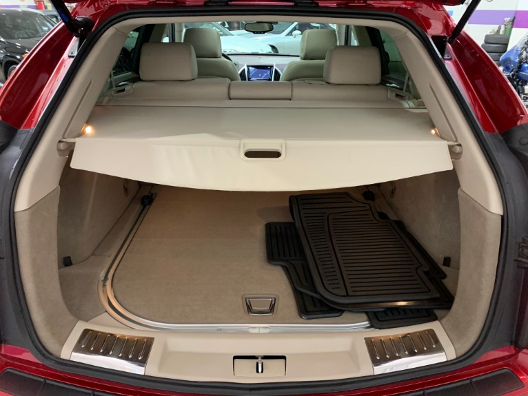Used-2014-Cadillac-SRX-Luxury-Collection
