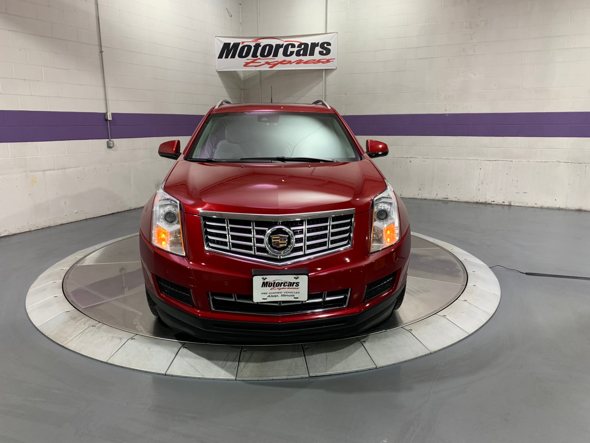 Used-2014-Cadillac-SRX-Luxury-Collection