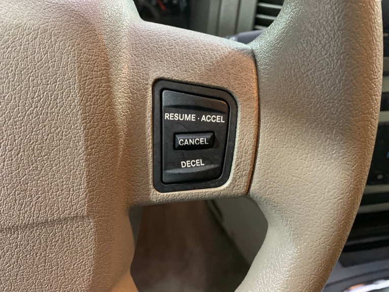 Used-2005-Jeep-Grand-Cherokee-Laredo-4WD