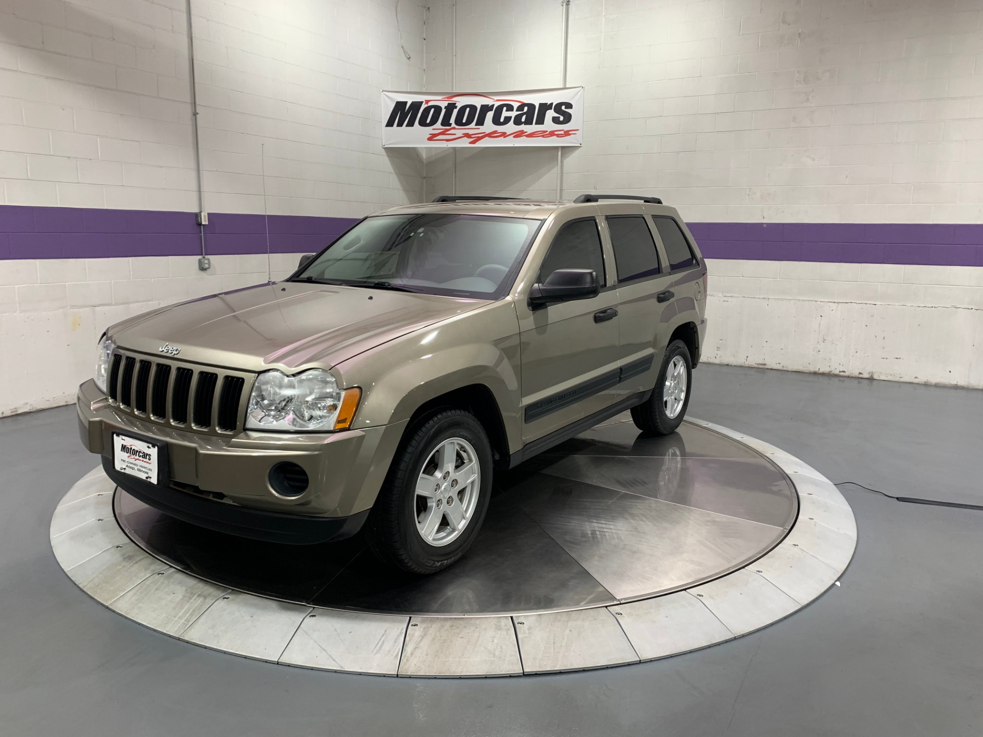 2005 Jeep Grand Cherokee Laredo 4WD Stock MCE514 for sale near Alsip, IL IL Jeep Dealer