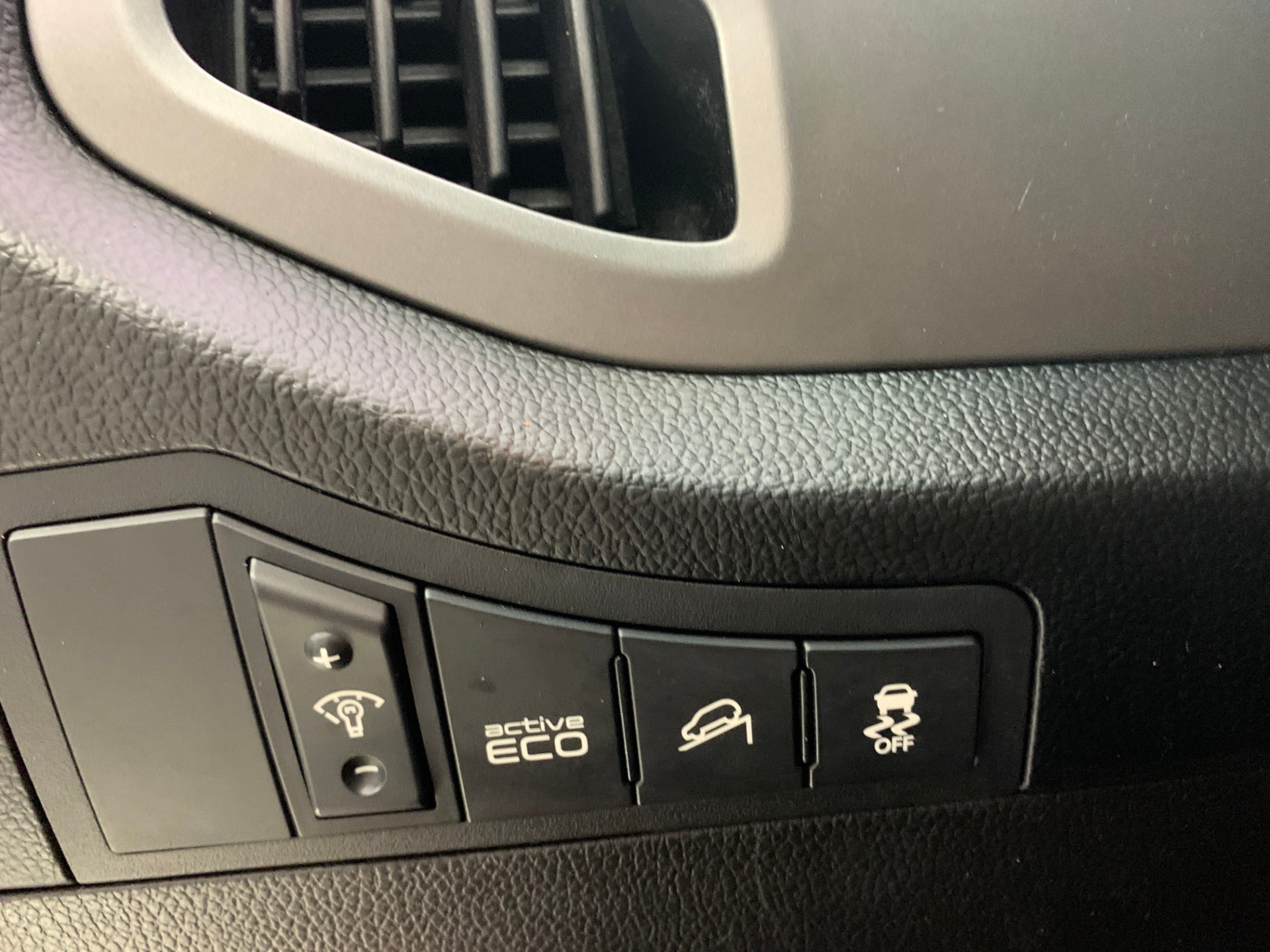 Used-2014-Kia-Sportage-LX-AWD