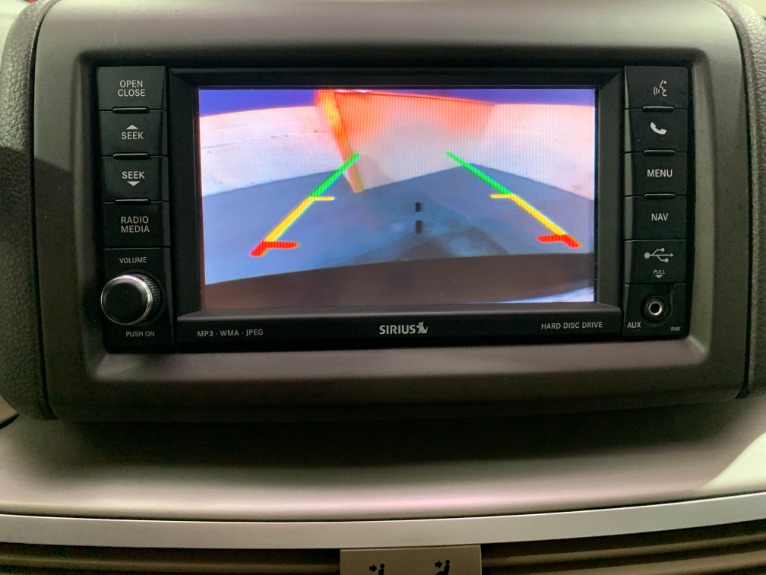 Used-2012-Volkswagen-Routan-SE