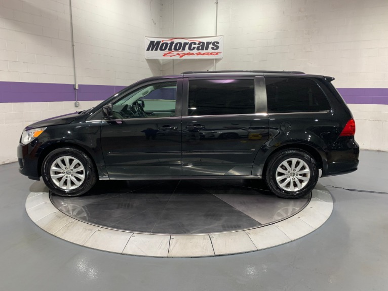 Used-2012-Volkswagen-Routan-SE