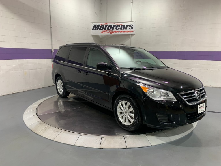 Used-2012-Volkswagen-Routan-SE