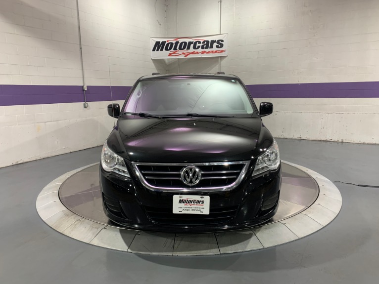 Used-2012-Volkswagen-Routan-SE