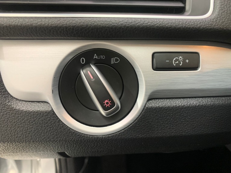 Used-2013-Volkswagen-Passat-SE-PZEV