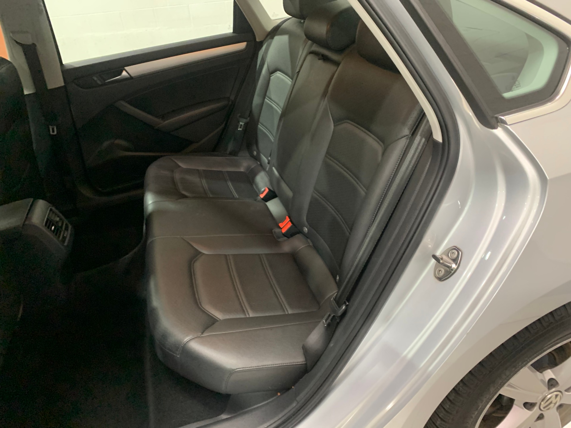 Used-2013-Volkswagen-Passat-SE-PZEV