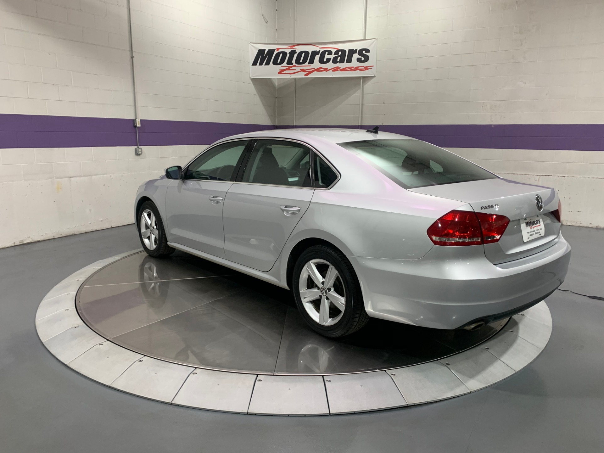 Used-2013-Volkswagen-Passat-SE-PZEV