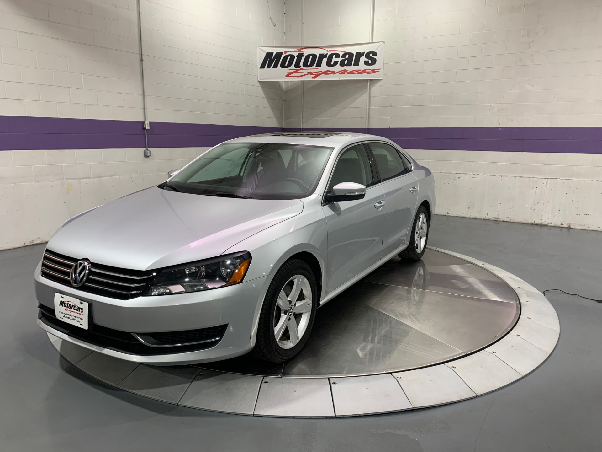 Used-2013-Volkswagen-Passat-SE-PZEV