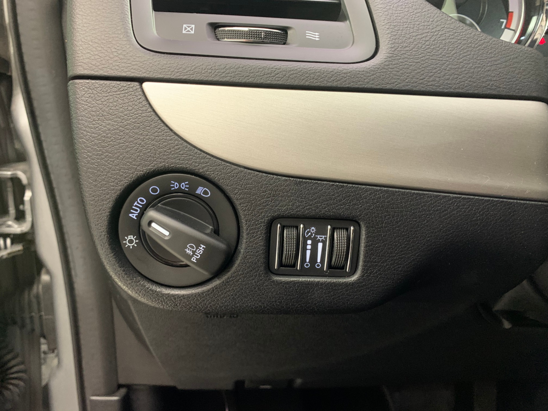 Used-2018-Dodge-Grand-Caravan-GT-FWD