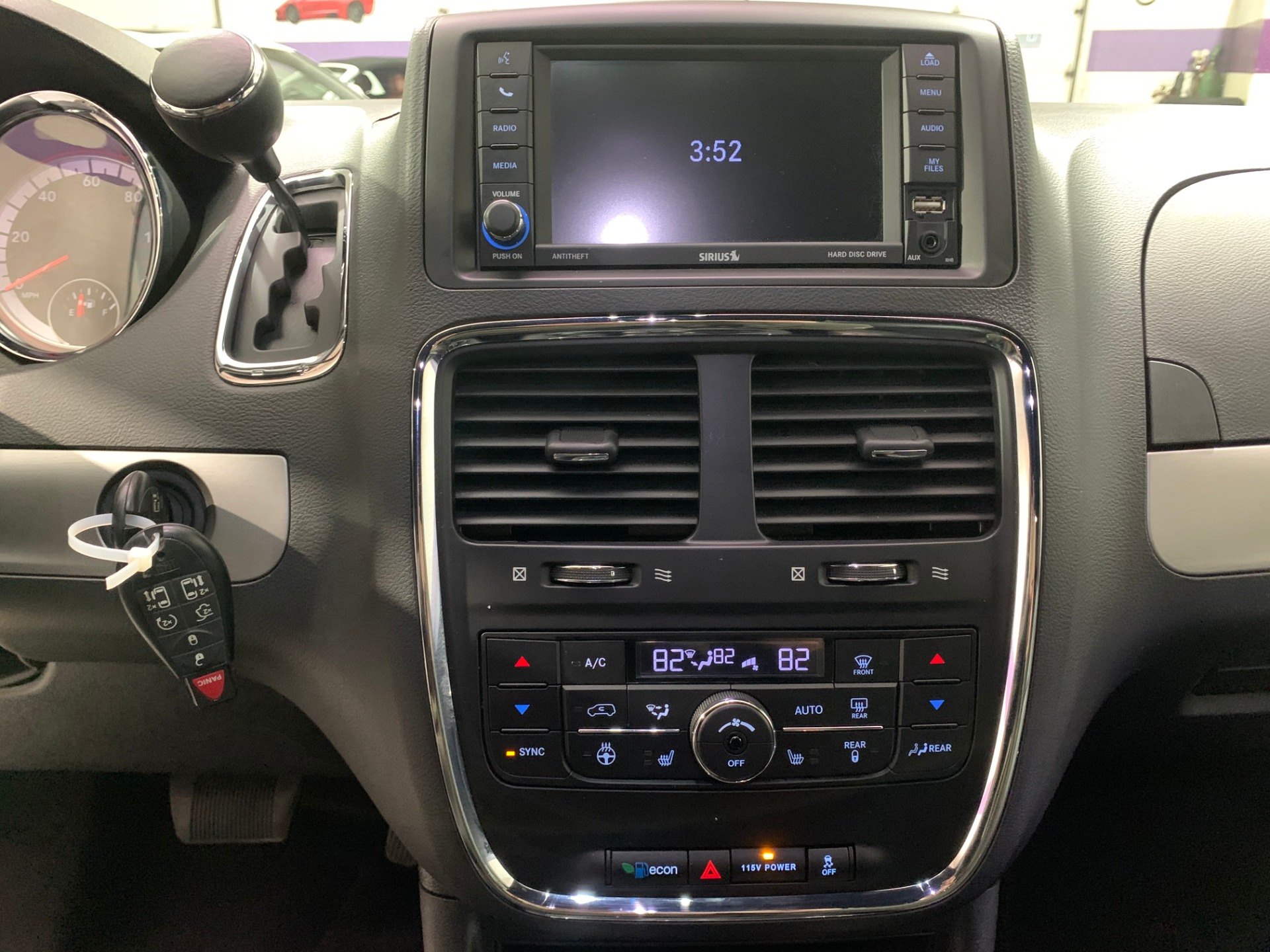 Used-2018-Dodge-Grand-Caravan-GT-FWD