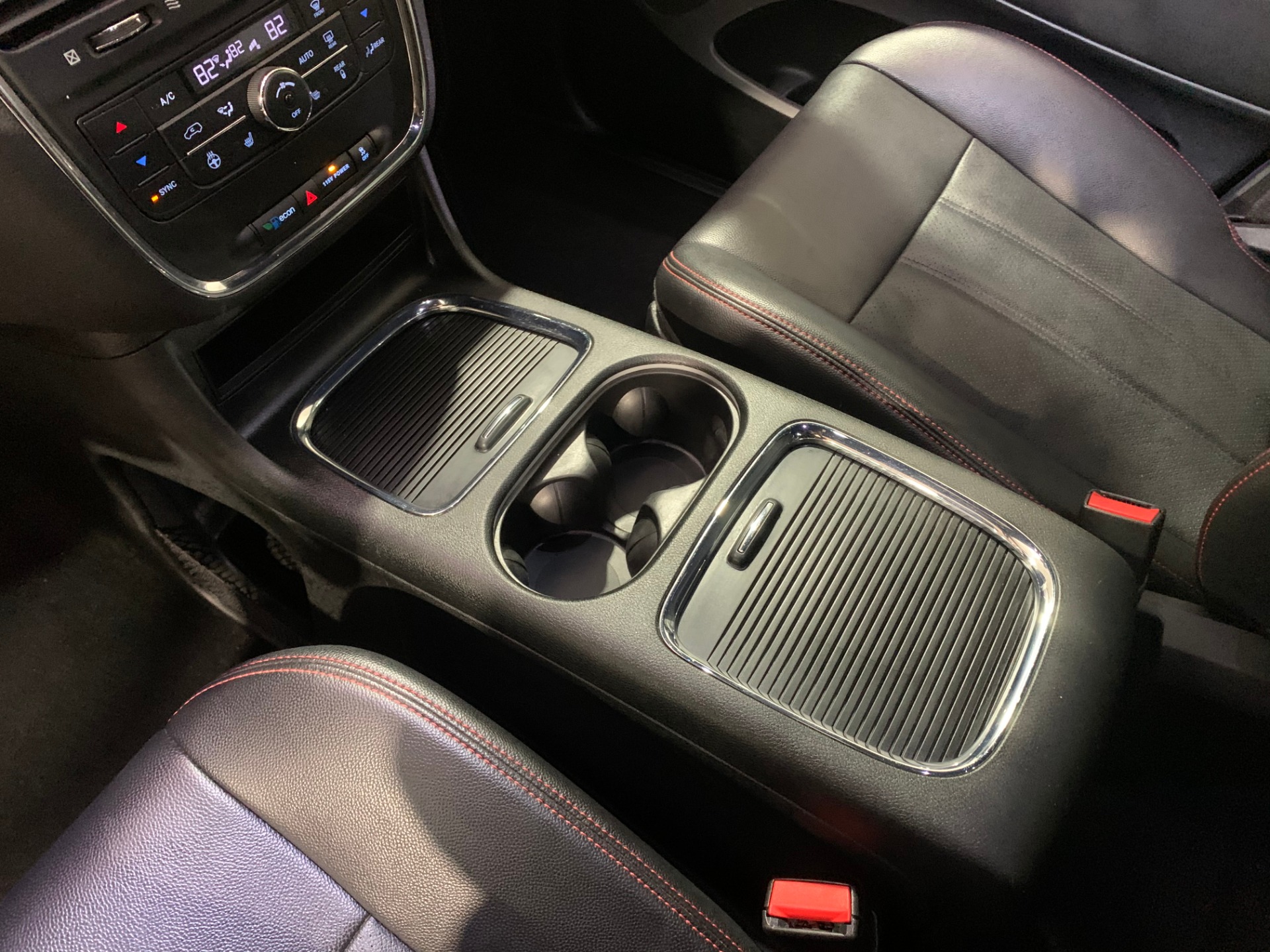 Used-2018-Dodge-Grand-Caravan-GT-FWD