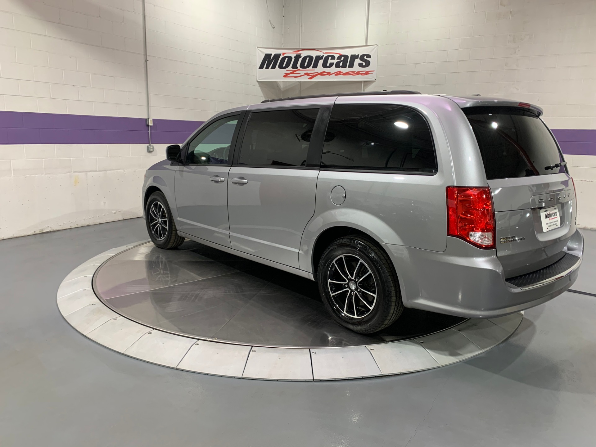 Used-2018-Dodge-Grand-Caravan-GT-FWD