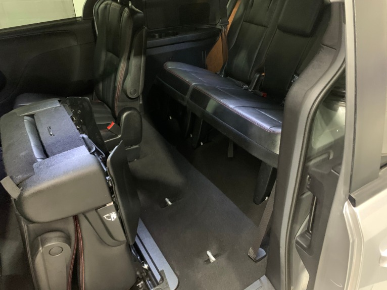 Used-2018-Dodge-Grand-Caravan-GT-FWD