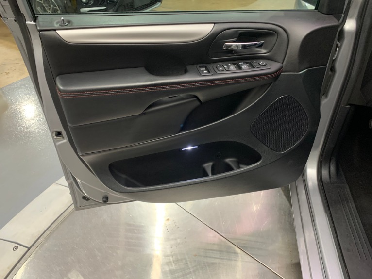 Used-2018-Dodge-Grand-Caravan-GT-FWD