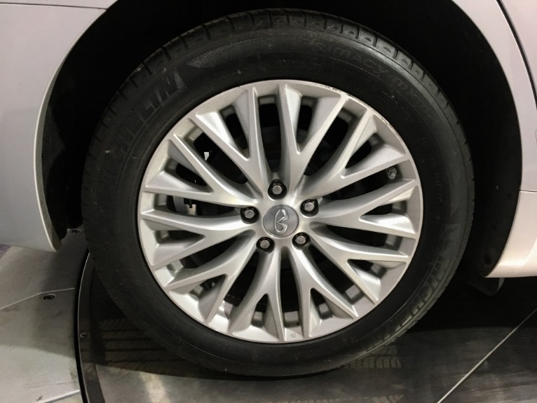 Used-2015-Infiniti-Q70L-37-AWD-4dr-Sedan