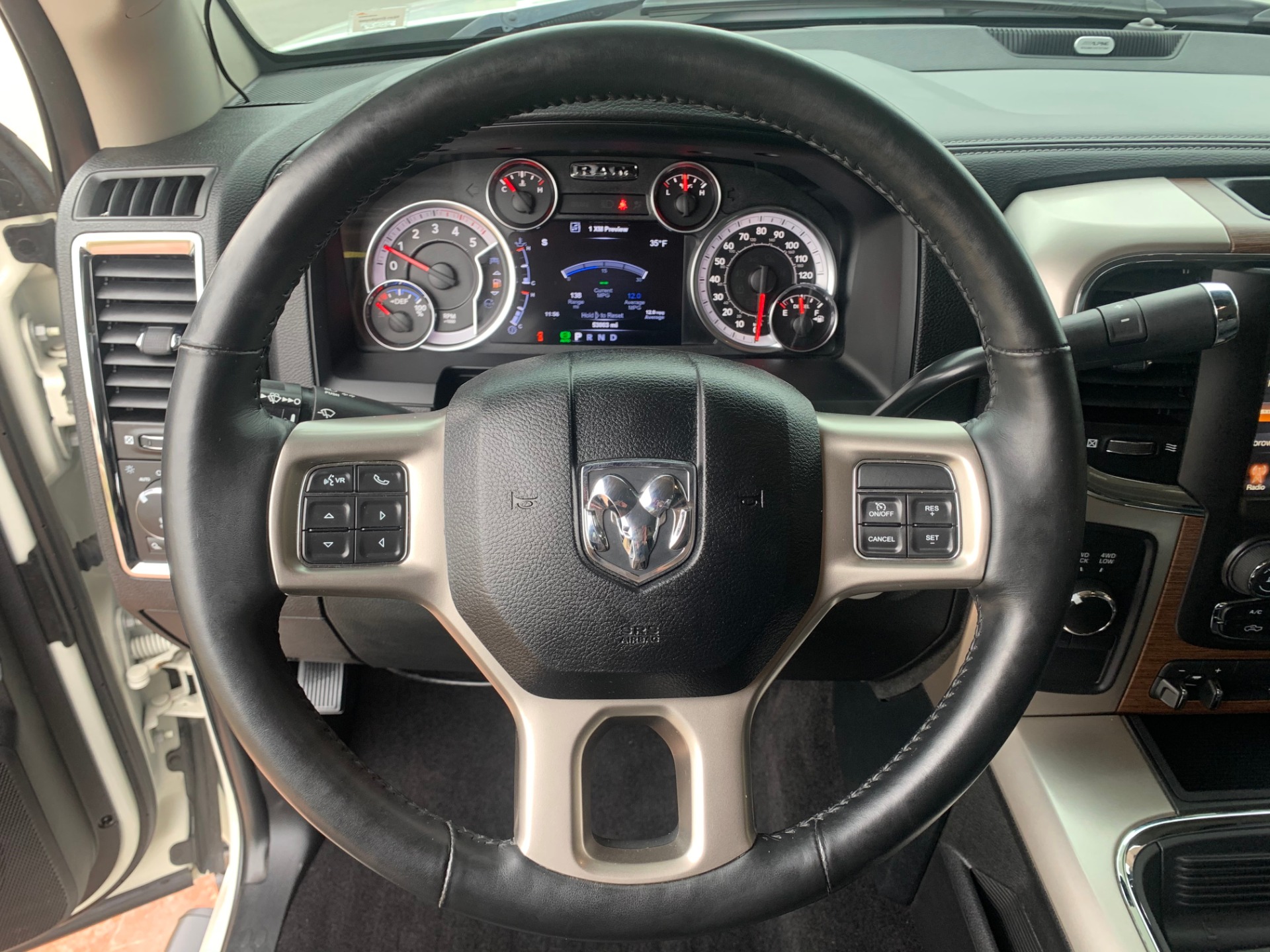 Used-2017-Ram-3500-pickup-Laramie-4X4