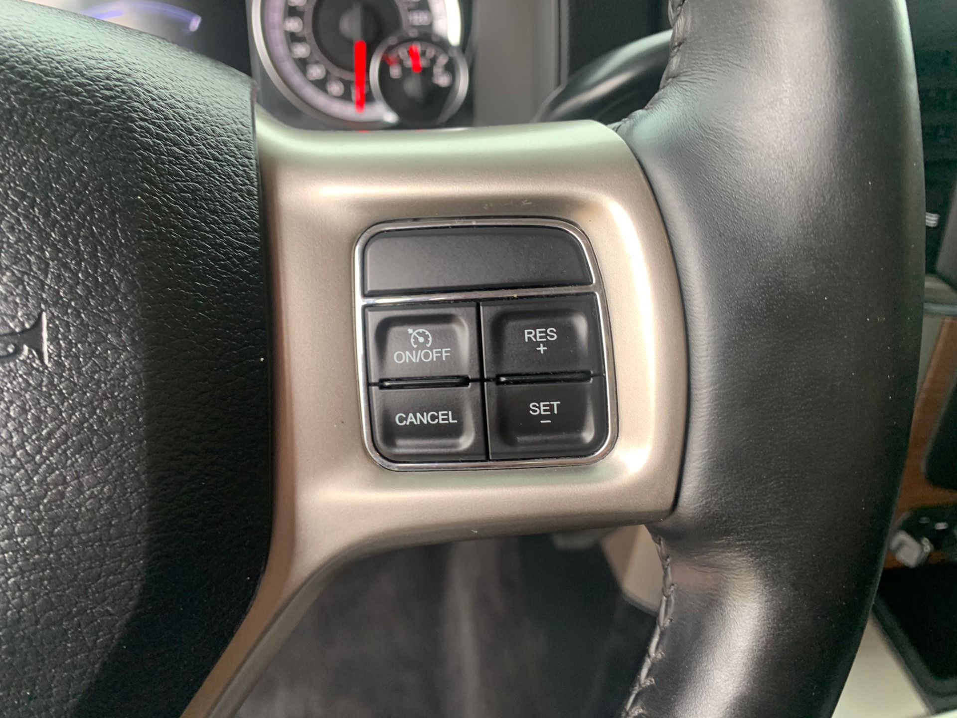 Used-2017-Ram-3500-pickup-Laramie-4X4