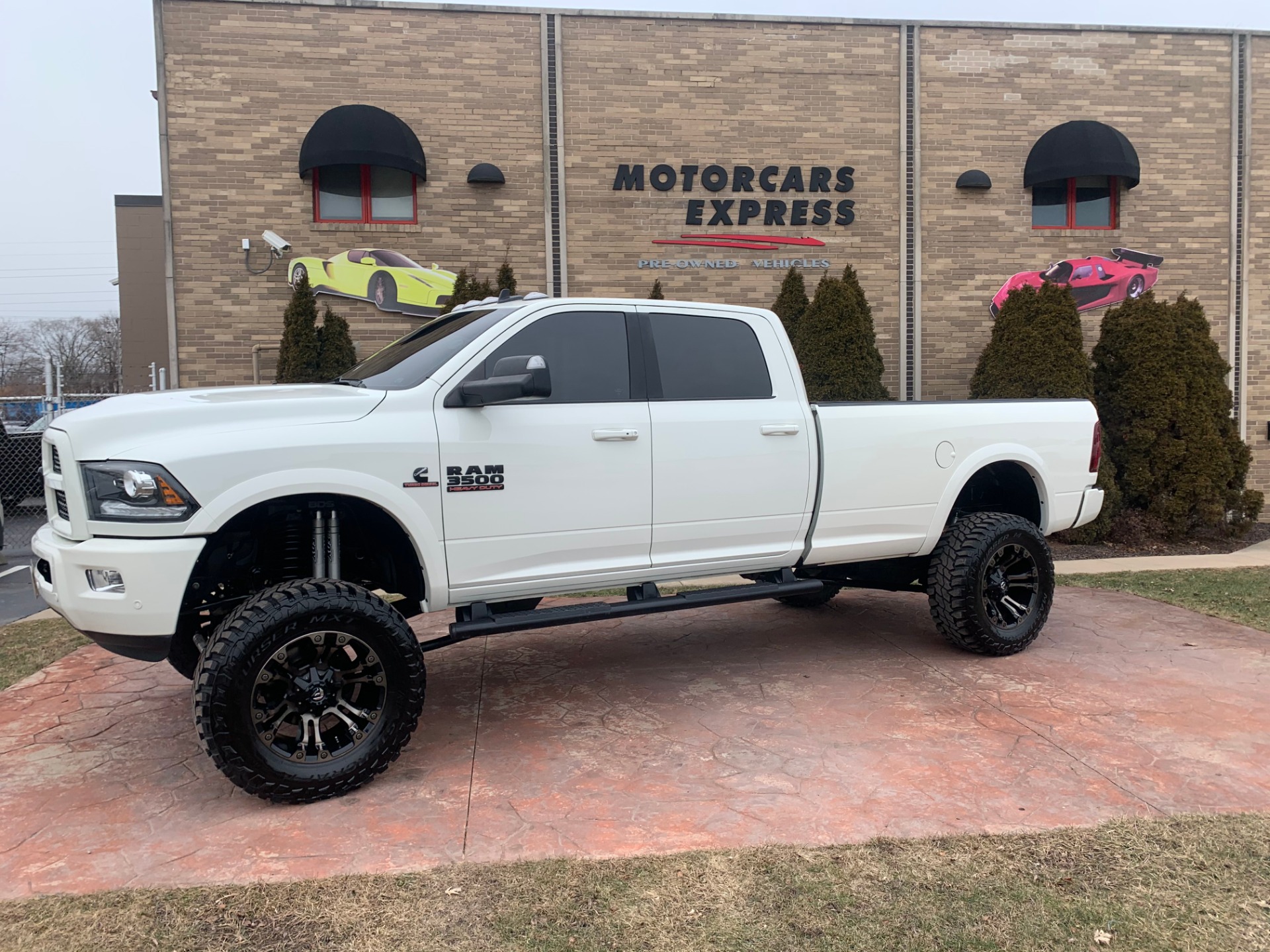 Used-2017-Ram-3500-pickup-Laramie-4X4